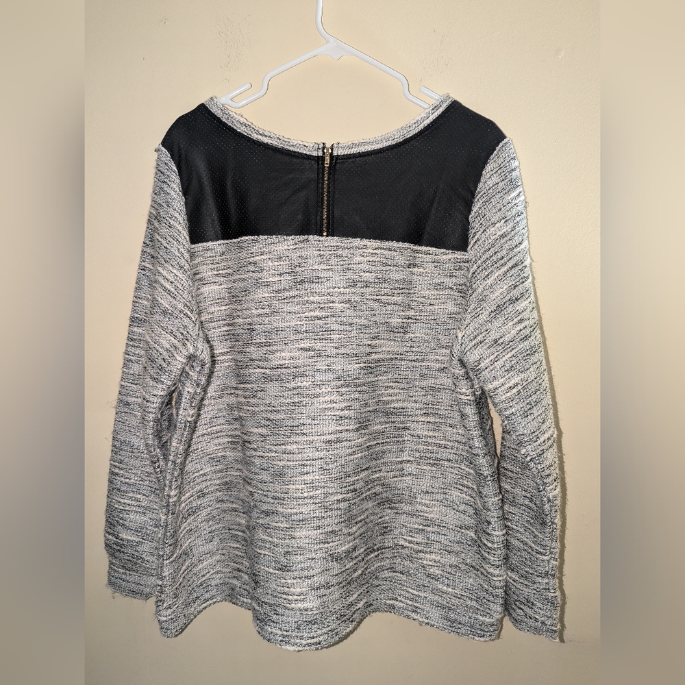 Lane Bryant Size 18/20 Sweater - Picture 4 of 4